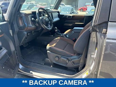 Used 2023 Ford Bronco Outer Banks AWD/4WD image 3