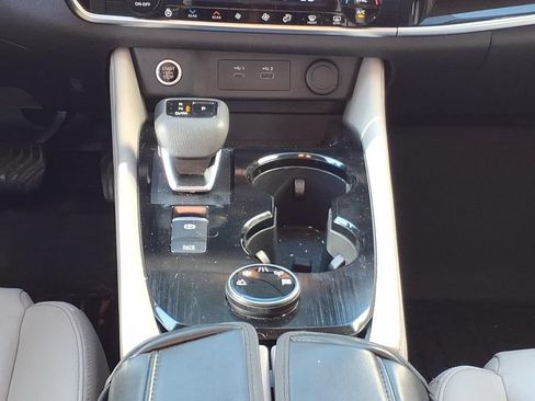Used 2023 Nissan Rogue SL w/ SL Premium Package AWD/4WD image 17