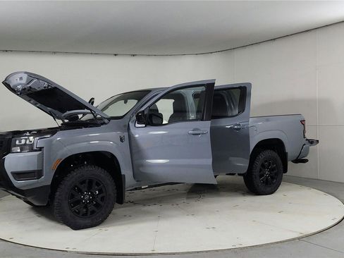 New 2026 Nissan Frontier SV w/ Tow Package image 10