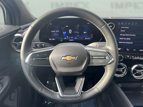 Used 2024 Chevrolet Blazer EV LT image 13