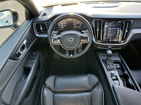 Used 2020 Volvo V60 T6 R-Design w/ Advanced Package image 24