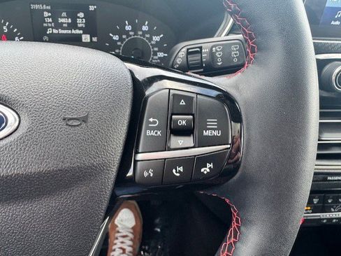 Used 2022 Ford Escape SEL w/ SEL Stealth AWD Package image 16