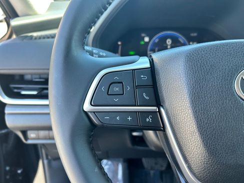 Used 2026 Toyota Grand Highlander XLE image 14