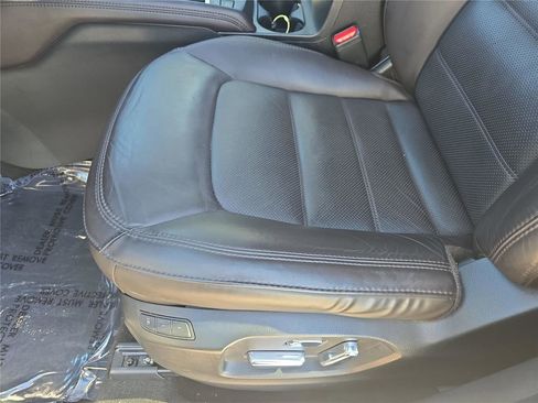 Used 2022 MAZDA CX-5 Signature image 18