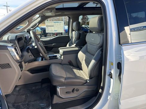New 2026 Ford F250 Platinum w/ Platinum Plus Package image 10
