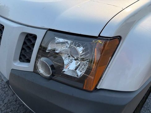 Used 2010 Nissan Xterra SE AWD/4WD image 34