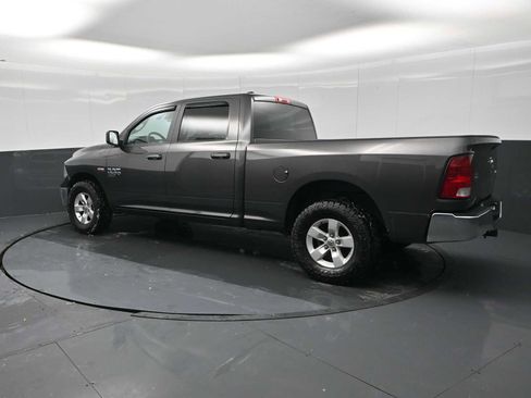 Used 2021 RAM 1500 Classic SLT image 6
