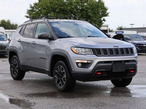 Used 2019 Jeep Compass Trailhawk w/ Safety & Security Group AWD/4WD image 4