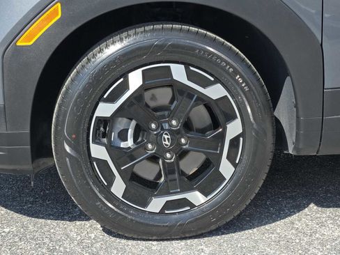 Used 2025 Hyundai Santa Fe SEL image 11