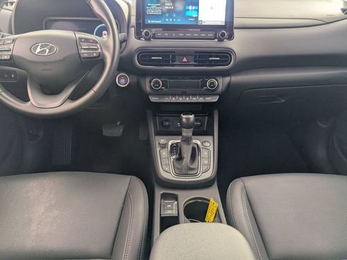 Used 2023 Hyundai Kona Limited AWD/4WD image 16