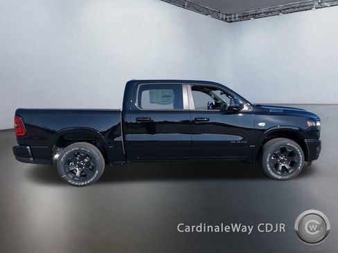New 2026 RAM 1500 Big Horn AWD/4WD image 3