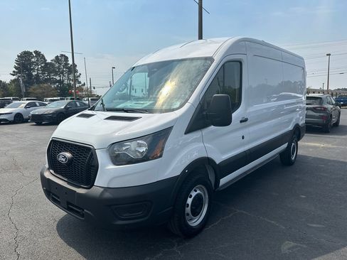 New 2026 Ford Transit 250 148 Medium Roof RWD image 3