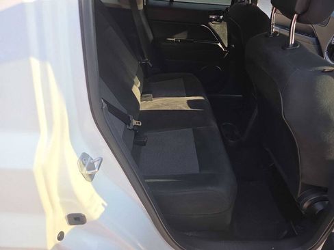 Used 2016 Jeep Patriot Latitude FWD image 19