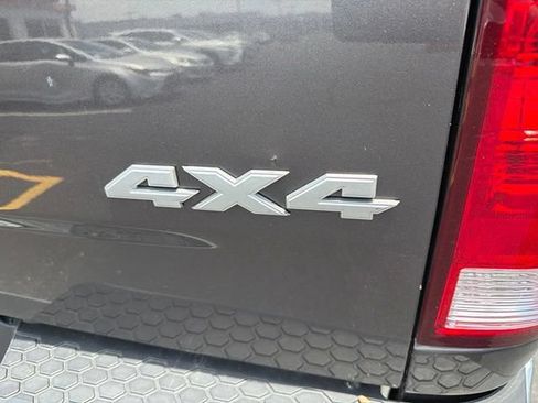 Used 2019 RAM 1500 Tradesman w/ Tradesman SXT Package AWD/4WD image 11