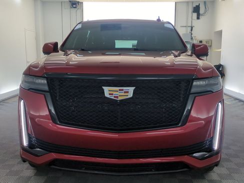Used 2021 Cadillac Escalade ESV Sport w/ Driver Assist Tech Package AWD/4WD image 6