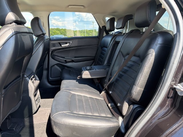 Used 2023 Ford Edge SEL w/ Convenience Package AWD/4WD image 32