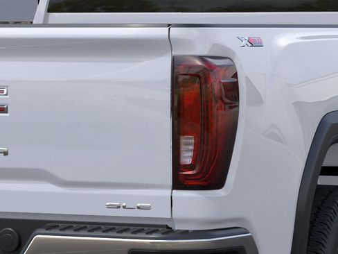 New 2026 GMC Sierra 2500 SLE image 11