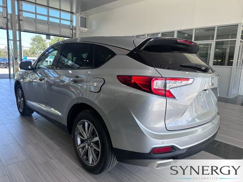 Used 2023 Acura RDX FWD w/ Technology Package image 11