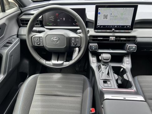New 2026 Toyota RAV4 SE AWD/4WD image 25