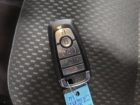 Used 2024 Ford Escape ST-Line w/ Tech Pack #1 AWD/4WD image 38