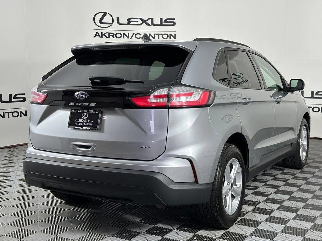 Used 2023 Ford Edge SE AWD/4WD image 5