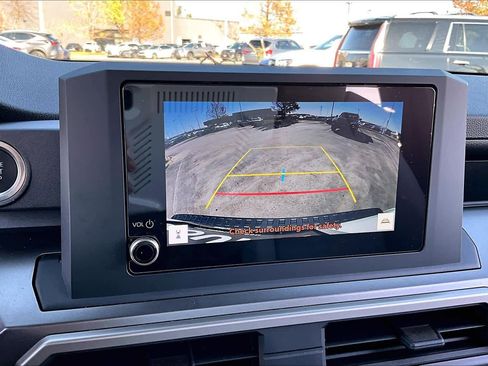 Used 2025 Toyota 4Runner SR5 image 25