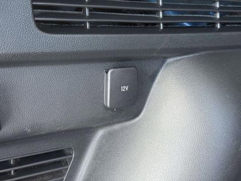 Used 2020 Ford Escape SE image 10