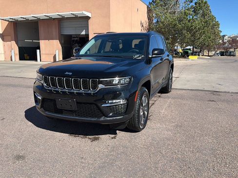 Used 2022 Jeep Grand Cherokee Limited 4xe image 1