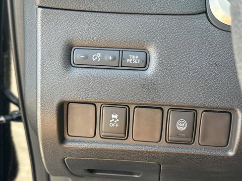 Certified 2023 Nissan Murano S FWD image 30