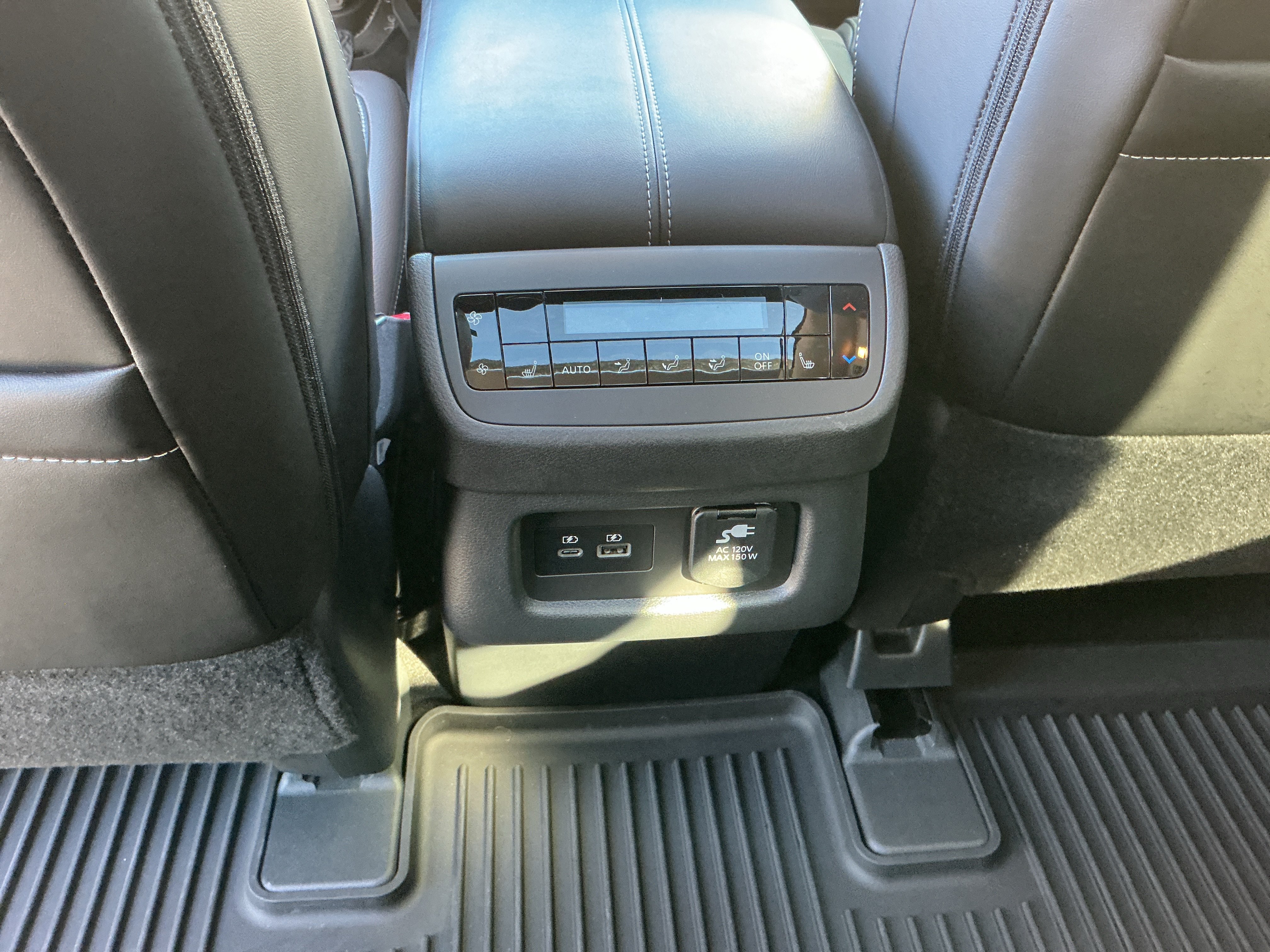 Certified 2023 Nissan Pathfinder Platinum AWD/4WD image 28
