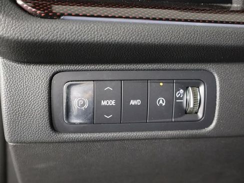 Used 2025 Chevrolet Traverse Z71 w/ Driver Confidence Package AWD/4WD image 23