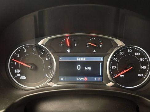 Used 2024 GMC Terrain SLT AWD/4WD image 24