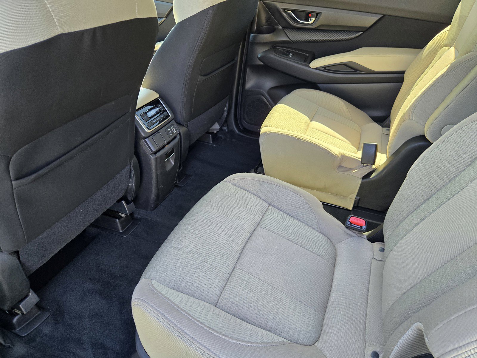Used 2025 Subaru Ascent Premium AWD/4WD image 11