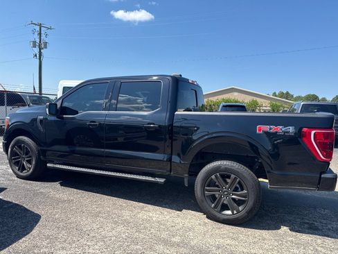 Used 2021 Ford F150 XLT w/ Equipment Group 302A High AWD/4WD image 4