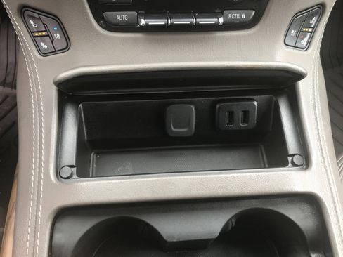 Used 2020 GMC Yukon XL Denali w/ Open Road Package image 19