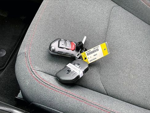 Certified 2025 Jeep Wrangler Unlimited Rubicon image 29