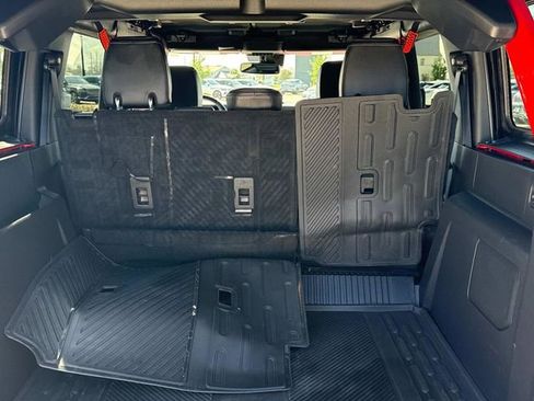 Used 2024 Ford Bronco Big Bend image 12