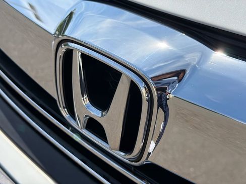 Used 2016 Honda Accord EX-L image 12