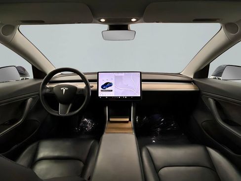 Used 2018 Tesla Model 3 Long Range image 14