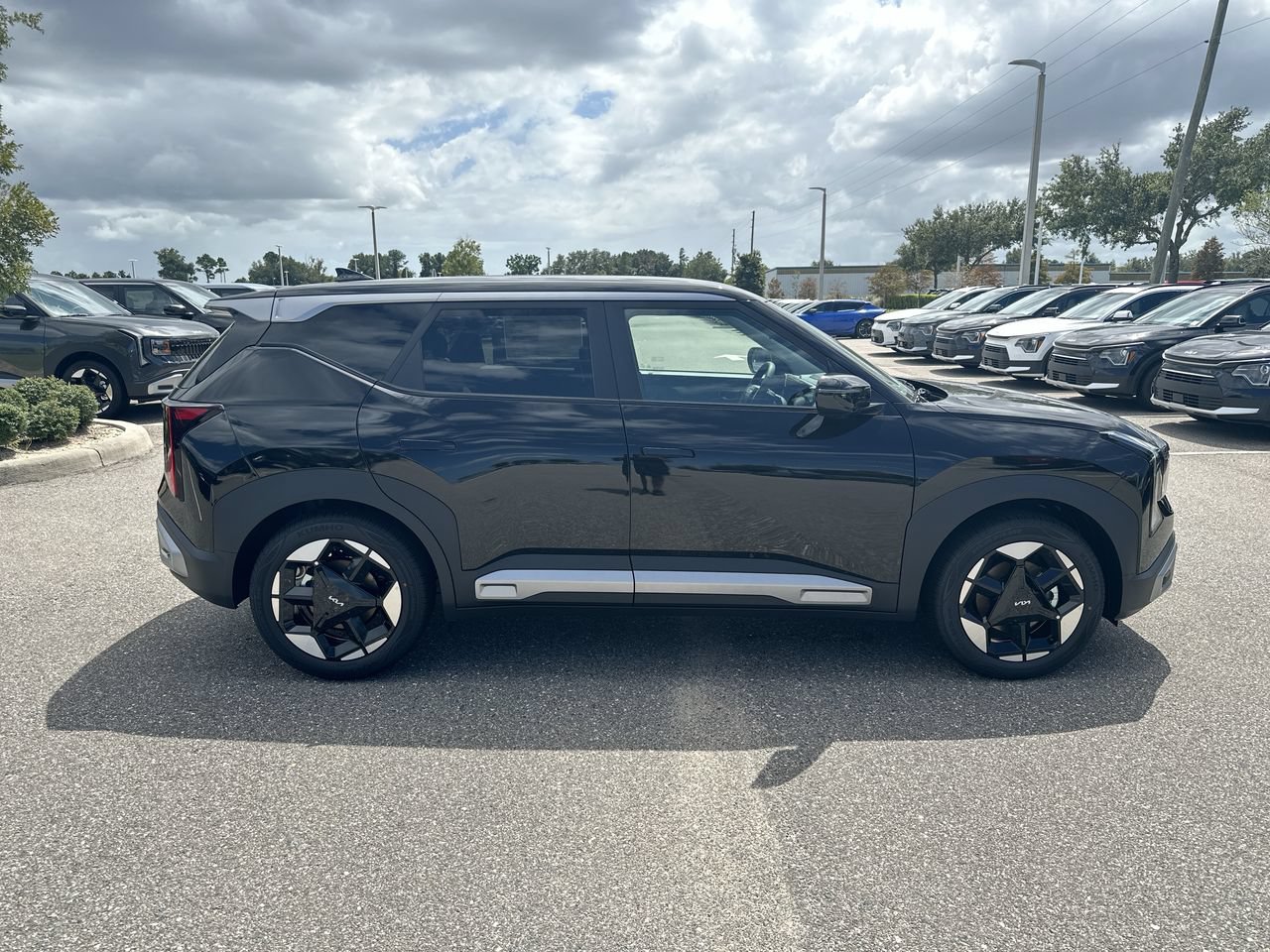 New 2027 Kia Seltos S FWD image 18