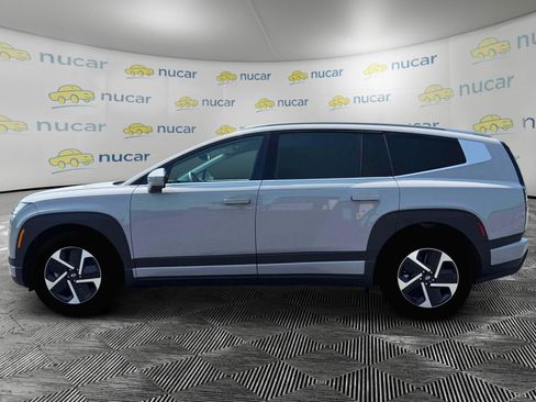 New 2026 Hyundai Ioniq 9 SE image 3