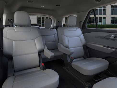 New 2026 Ford Explorer Active w/ Active Comfort Package image 11