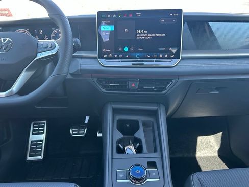 New 2026 Volkswagen Tiguan SE R-Line AWD/4WD image 15