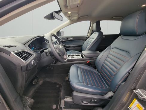 Used 2022 Ford Edge SEL w/ Sport Appearance Package image 12