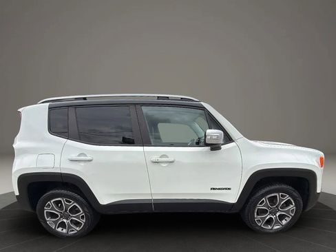 Used 2016 Jeep Renegade Limited image 4
