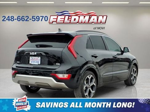 Used 2024 Kia Niro EX Touring FWD image 6