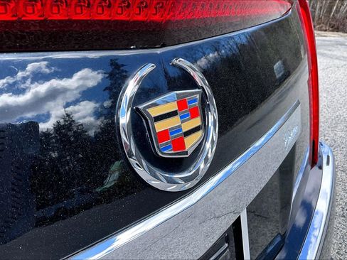 Used 2012 Cadillac CTS Luxury image 32