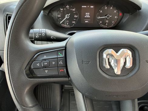 Used 2025 RAM ProMaster 2500 w/ Convenience Group FWD image 25