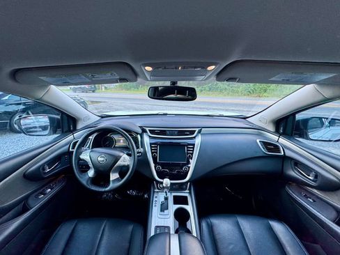 Used 2018 Nissan Murano SL w/ Midnight Edition Package FWD image 11
