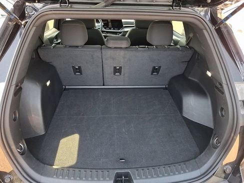 Used 2025 Chevrolet Equinox LT AWD/4WD image 18